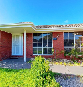YF Home Sweet Home Craigieburn